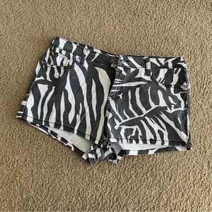 🦓Zebra Cotton Jean Shorts, Size 30